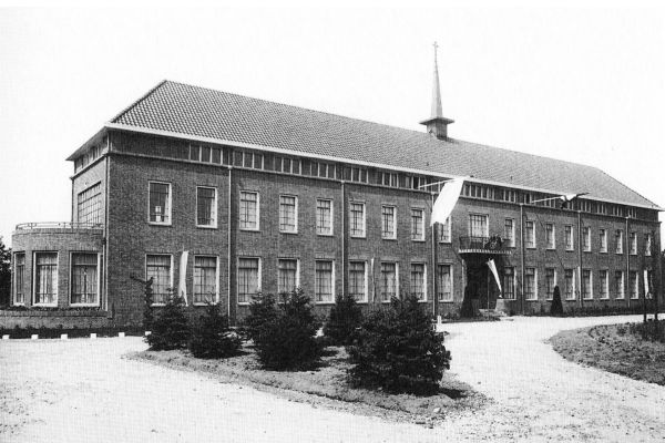 hoofdgebouw 1936